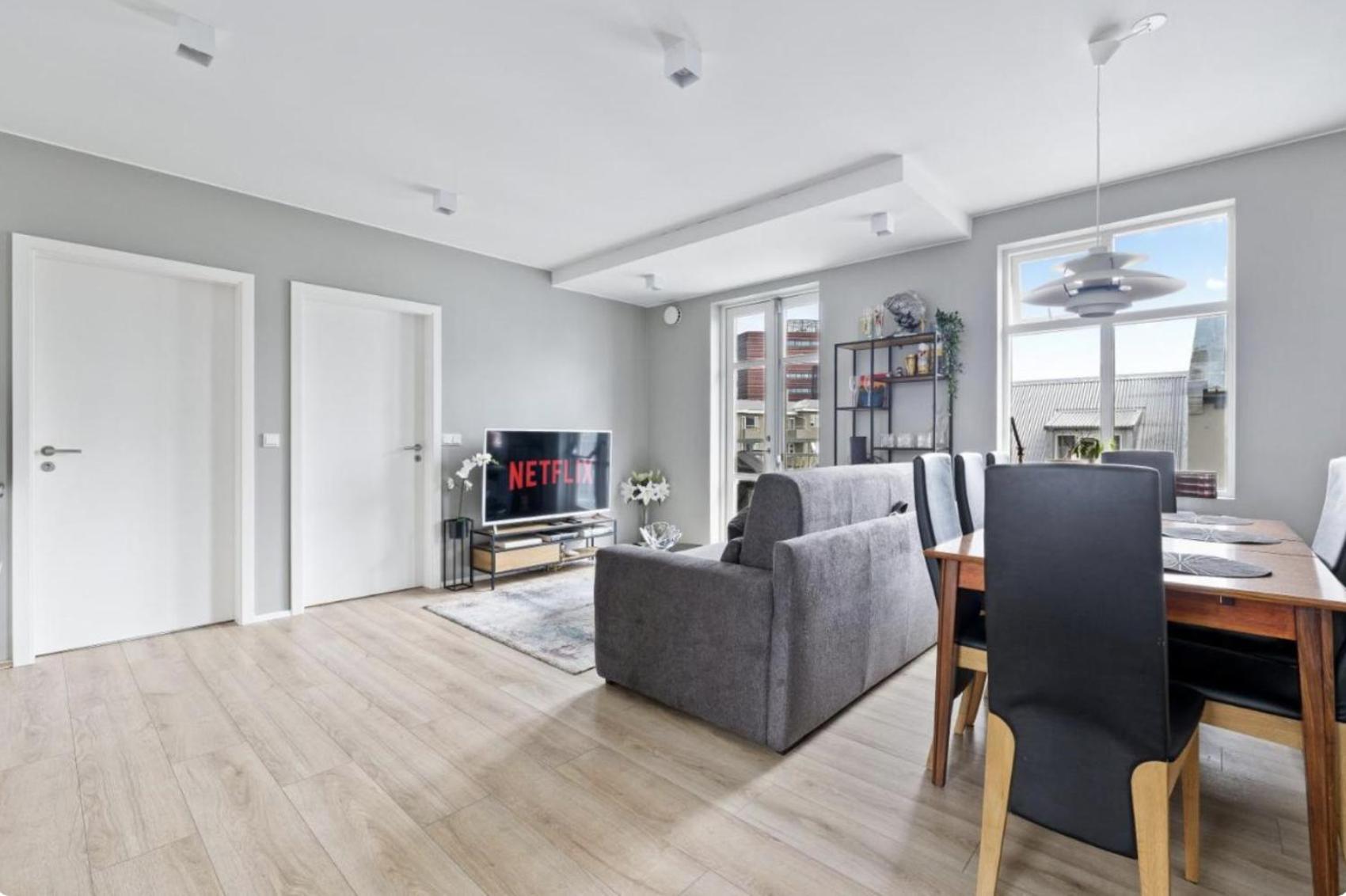 Cheerful Down Town Apartment Рейк'явік Екстер'єр фото